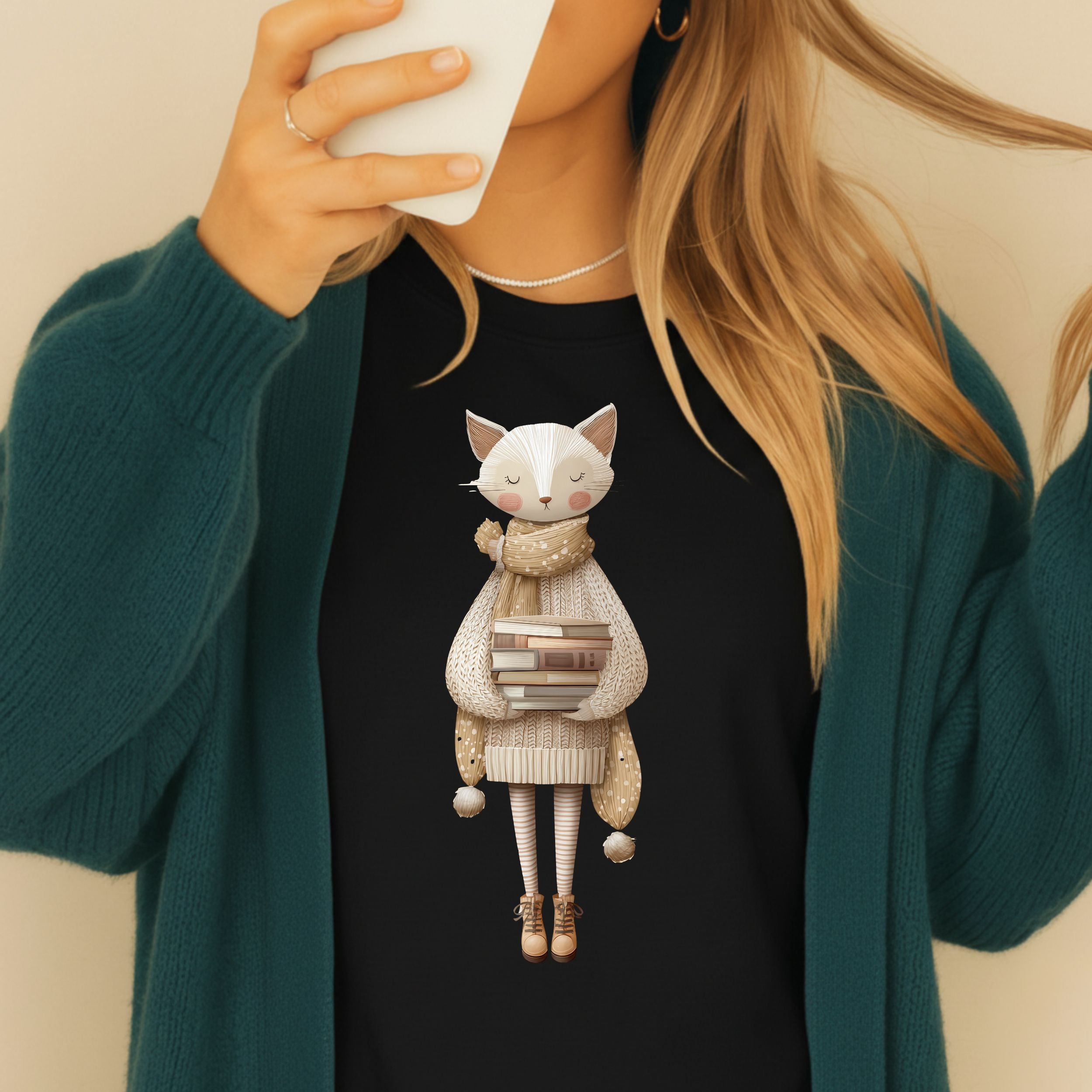 Cute Cat Holding Books Printed Black T-shirt