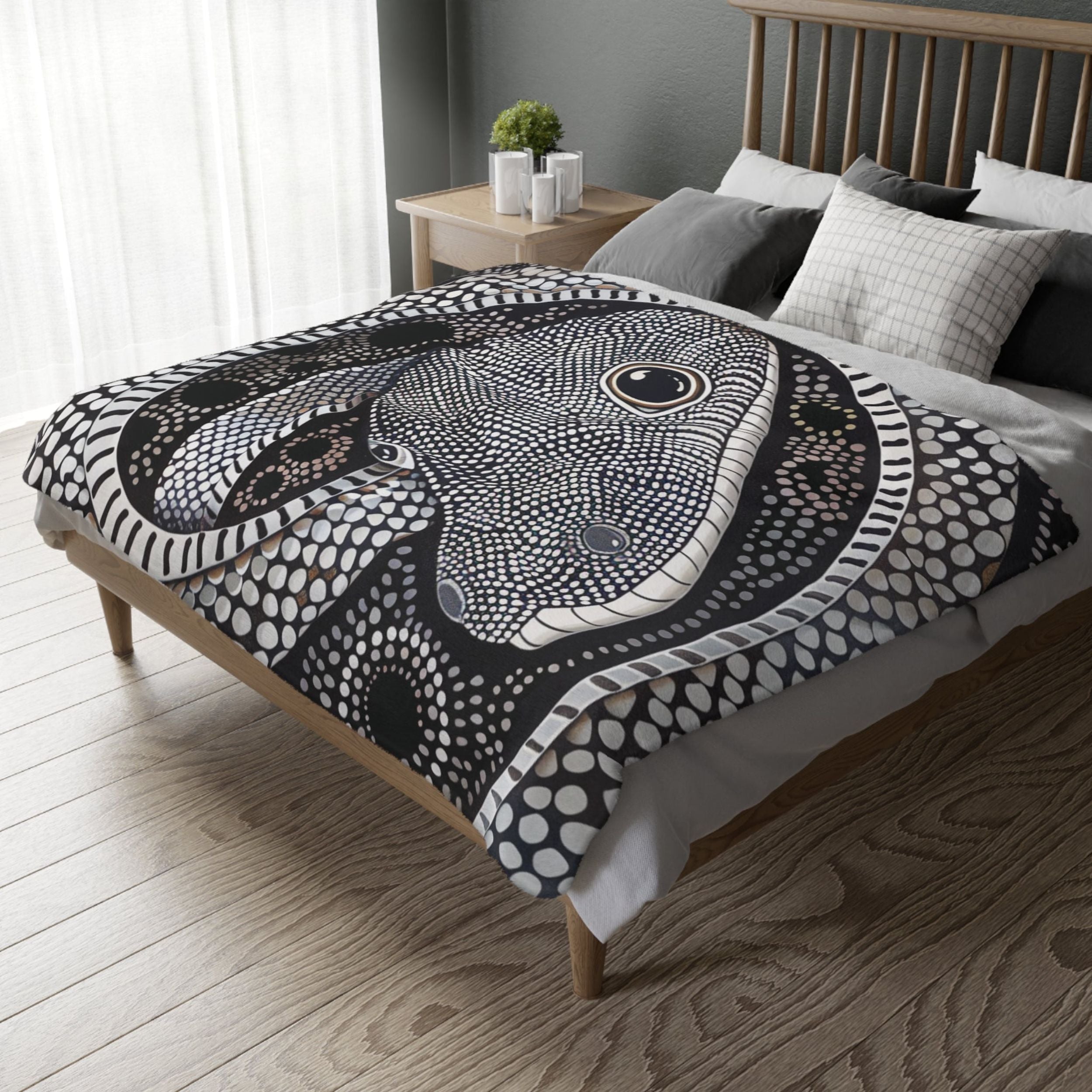 Australian Indigenous Snake Design Throw Blanket – Monochrome Dreamtime Art