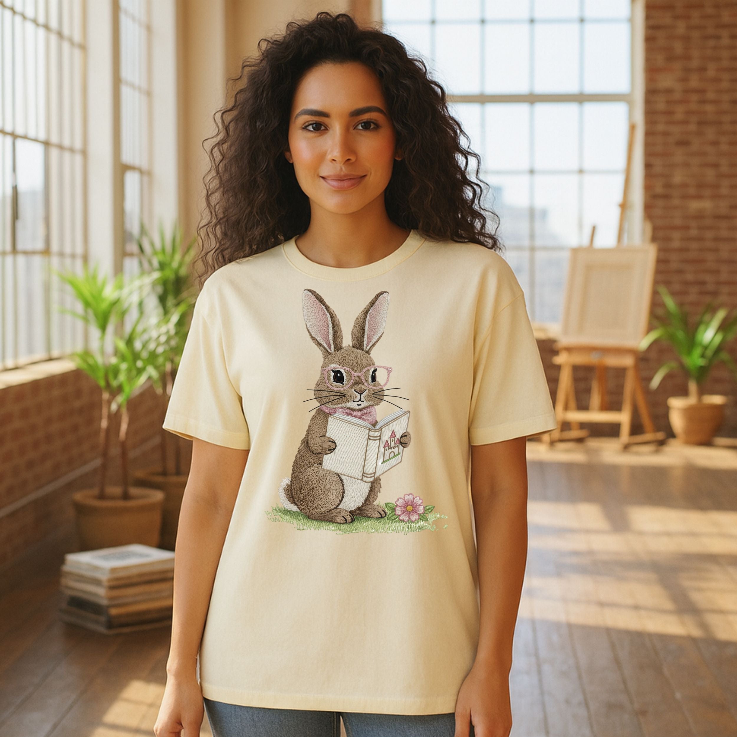 Adorable Bunny Reading Print Short Sleeve T-Shirt