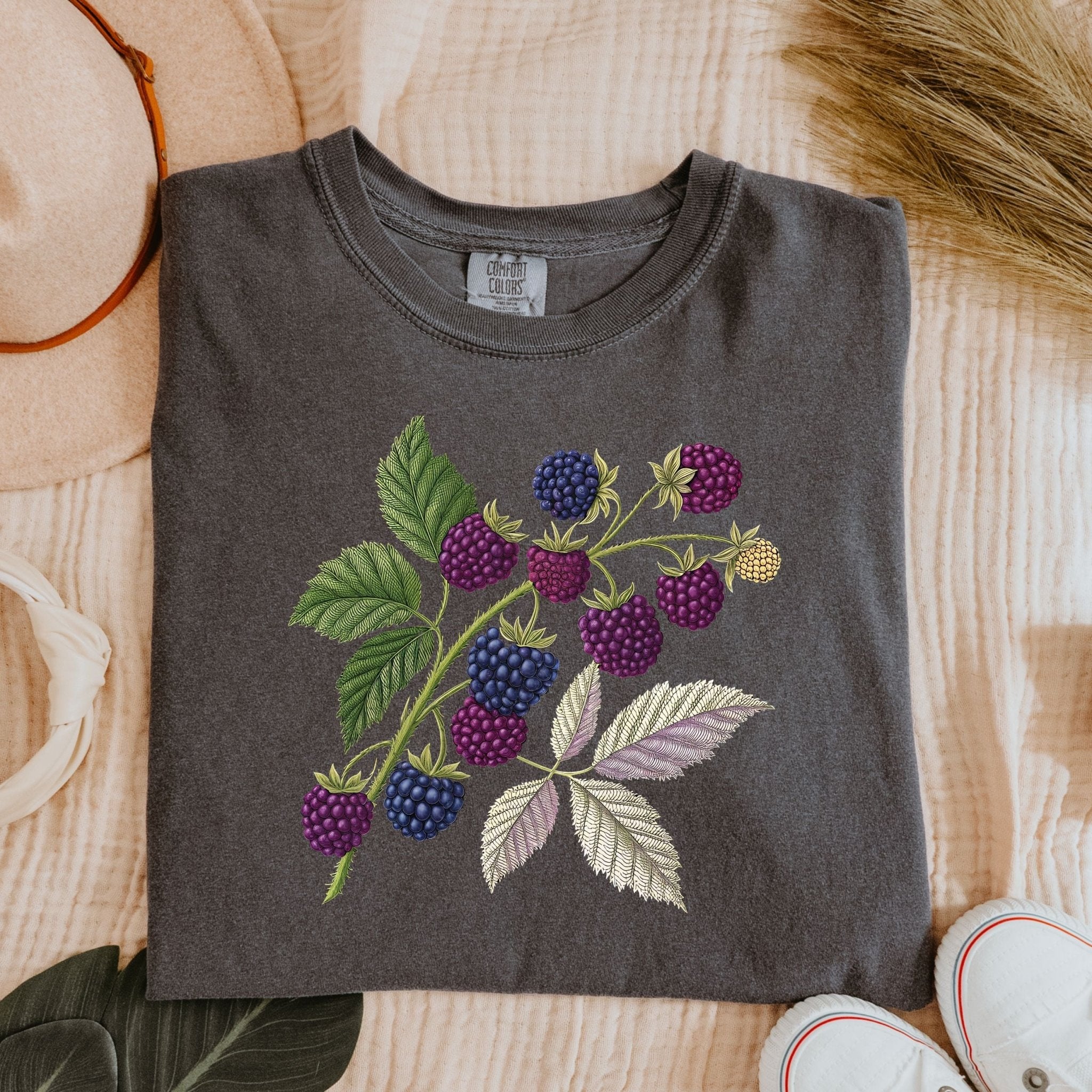 Cottagecore Blackberry T-Shirts, Botanical Berry Tee - Craig Michael Design