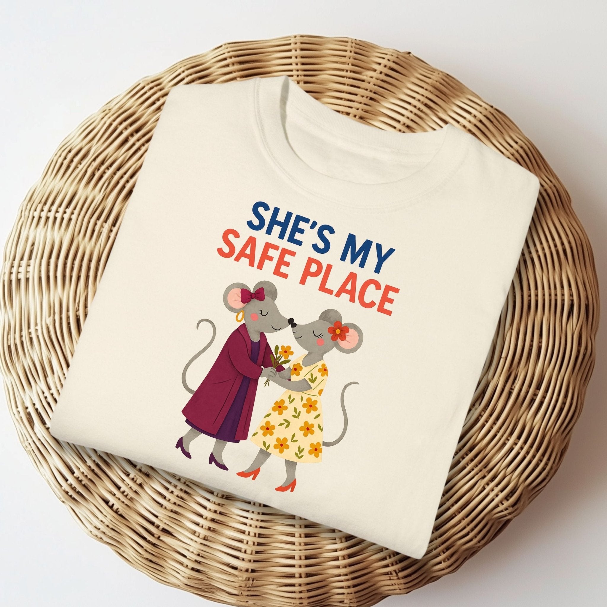 She Is My Safe Place Two Mice With Flowers Cute T-Shirt - Craig Michael Design