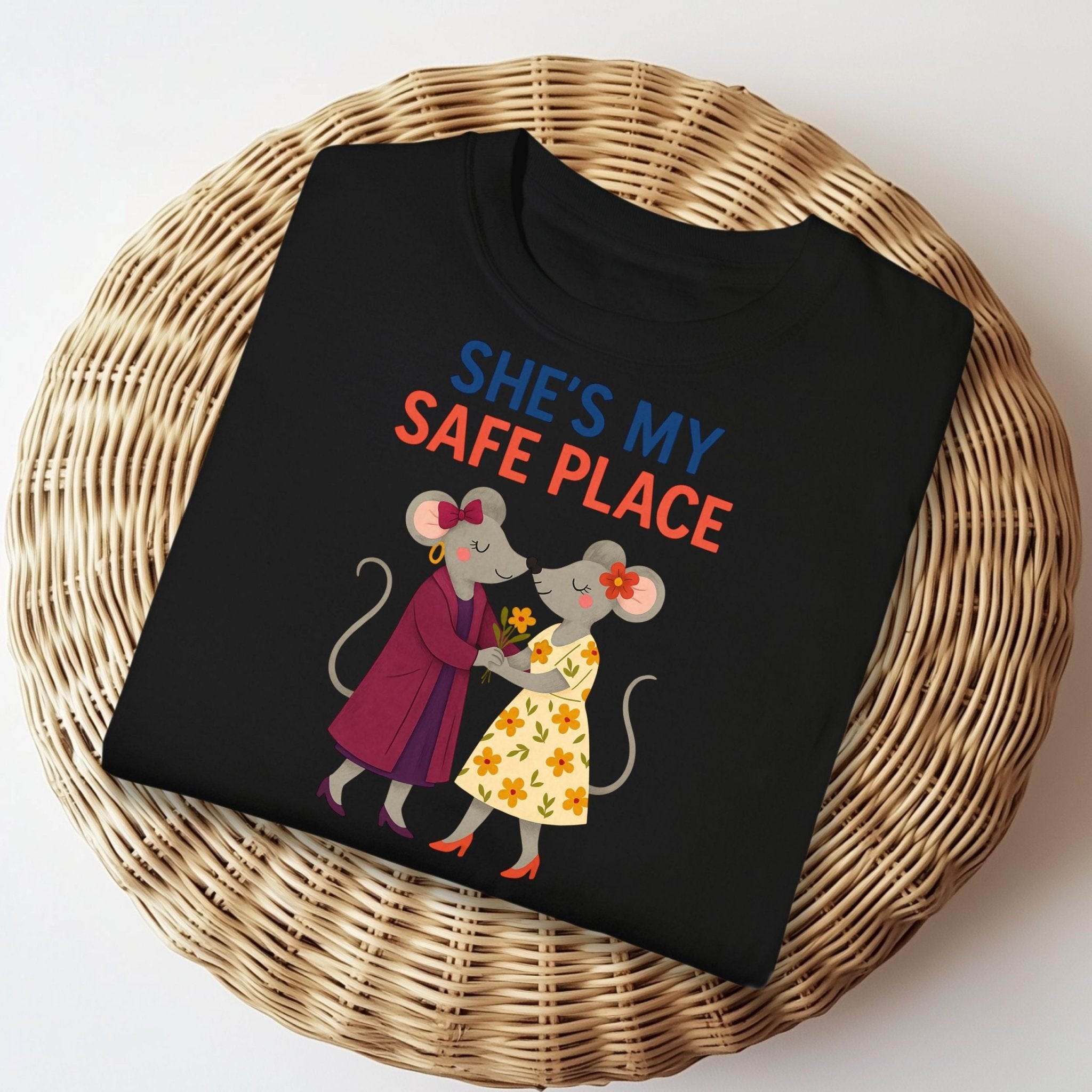 She Is My Safe Place Two Mice With Flowers Cute T-Shirt - Craig Michael Design