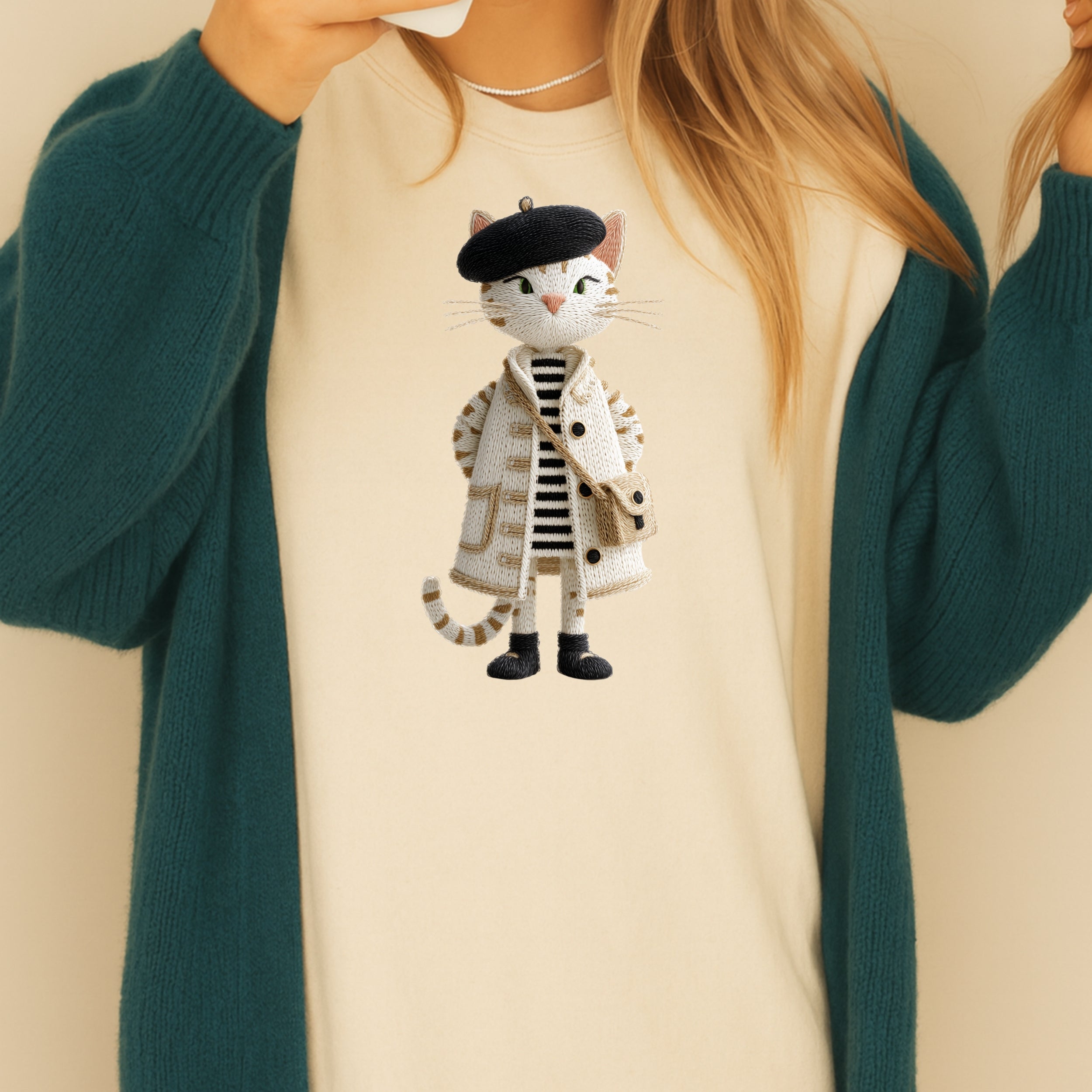 Paris Dame T-Shirt – La Parisienne au Béret