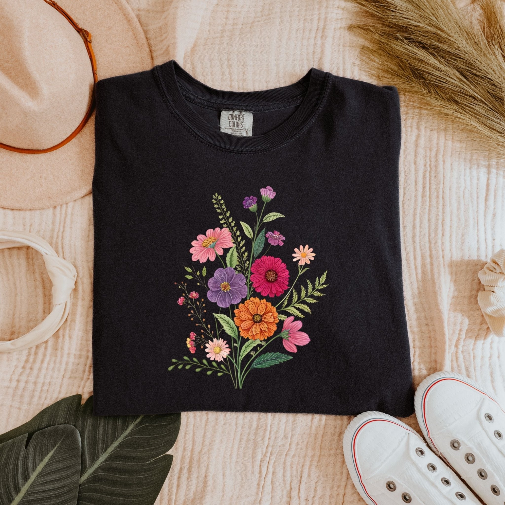 Cottagecore Wildflower Tee – Vintage Botanical Floral T-Shirt - Craig Michael Design